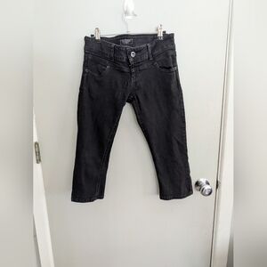 Guess Women's Size 28 Cropped Black Jeans Knee Length Zipper Back Detail EUC 80s